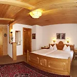 Altenhauser Hof *