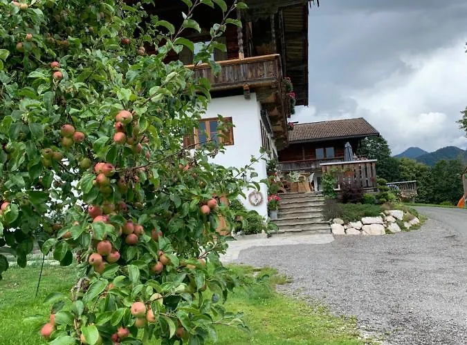 Altenhauser Hof * كوسن